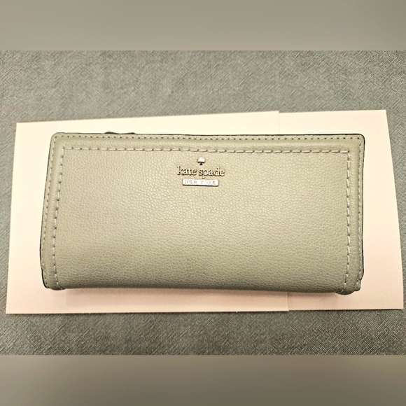 NWT Kate Spade Braylon Patterson Drive wallet - Picture 1 of 14